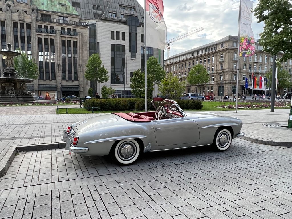 Mercedes-Benz 190