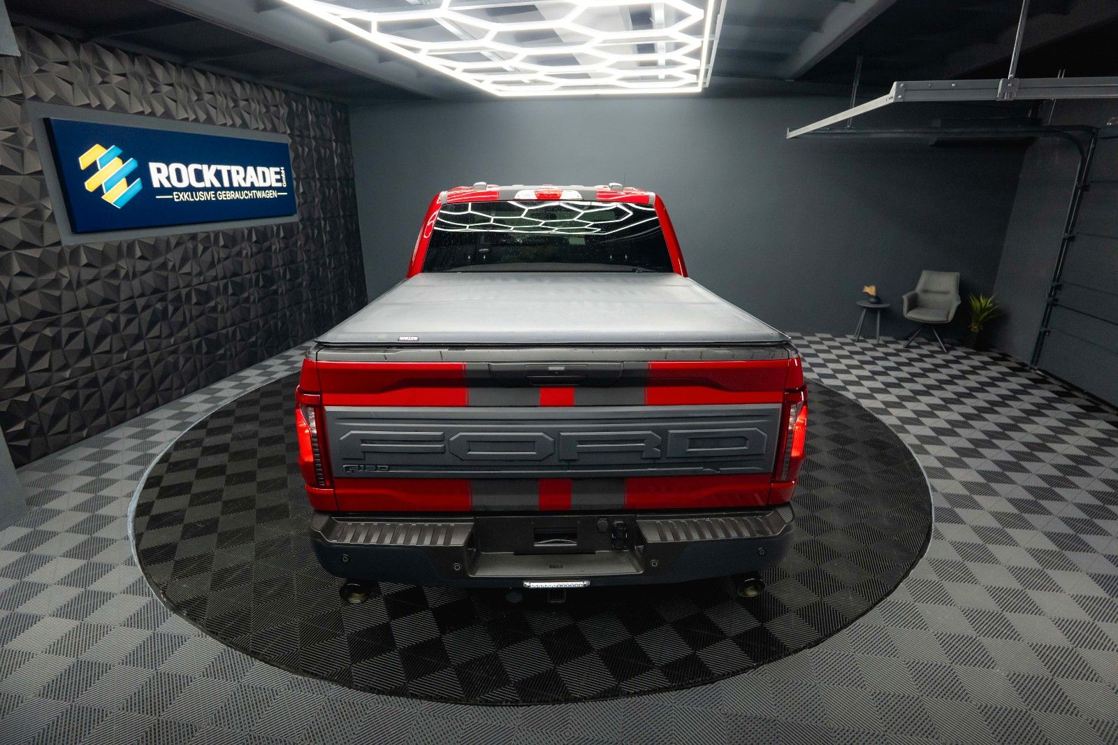 Fahrzeugabbildung Ford F150 5.0L V8 4x4 Offroad SuperCrew RAPTOR 19%