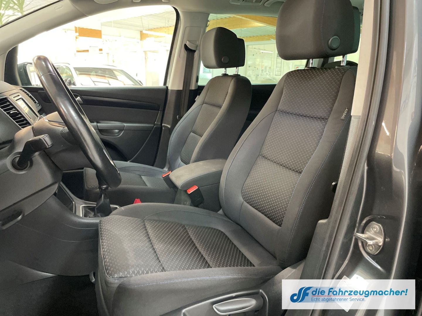 Fahrzeugabbildung Volkswagen Sharan United 2,0TDi 7.Sitzer Navi ACC El. Schie