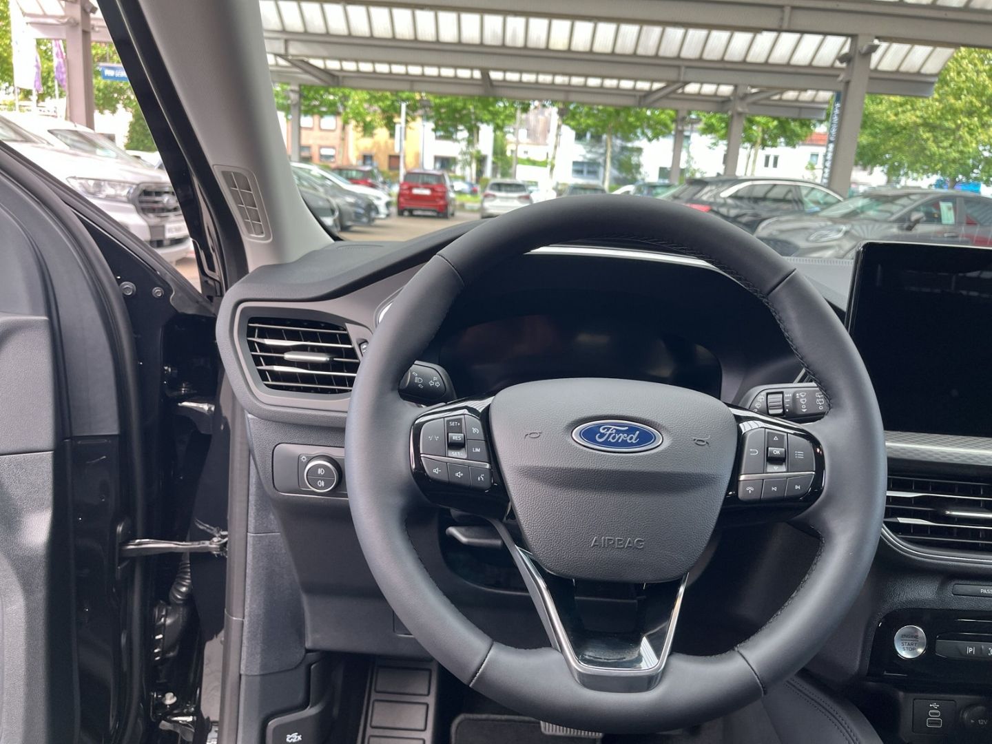 Fahrzeugabbildung Ford Kuga Hybrid Titanium 2.5 Duratec FHEV