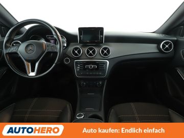Mercedes CLA 180 - 12