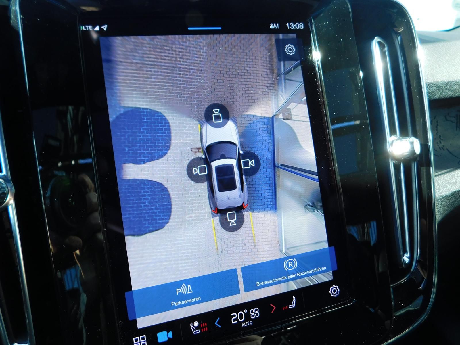 Fahrzeugabbildung Volvo XC40 Recharge single Motor Ultimate