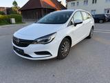 Opel Astra K Sports Tourer Selection Start/Stop - Opel Astra mit Diesel-Antrieb: Kombi, Sports Tourer Selection