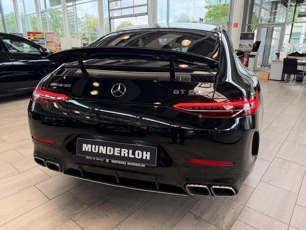 Mercedes-Benz AMG GT 63 S 4MATIC+ AMG PERFORMANCE