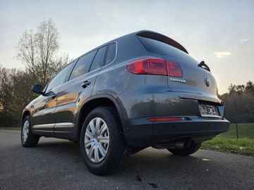 Volkswagen Tiguan - 8