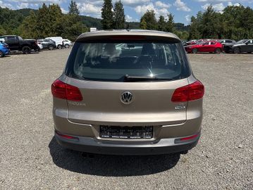 Volkswagen Tiguan - 3