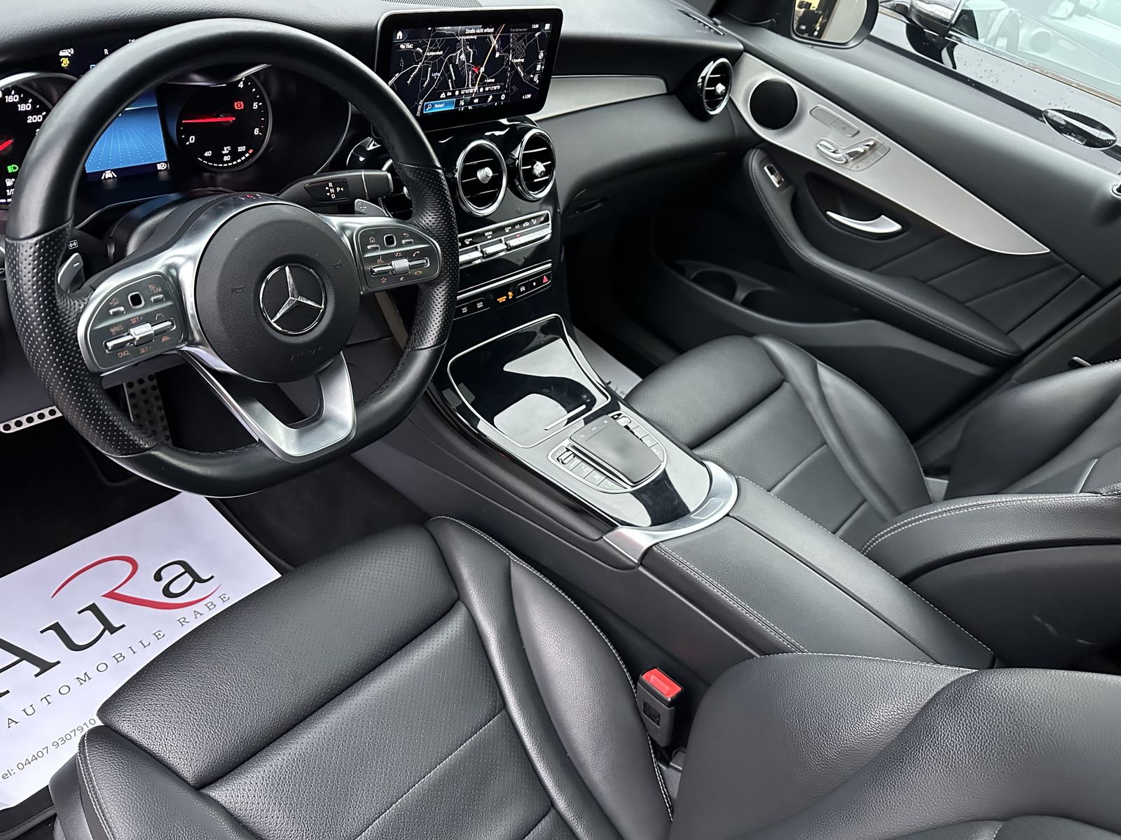 Fahrzeugabbildung Mercedes-Benz GLC 200d 4M AMG-Line NAV+LED+AHK+HUD+PANO+ACC+PP