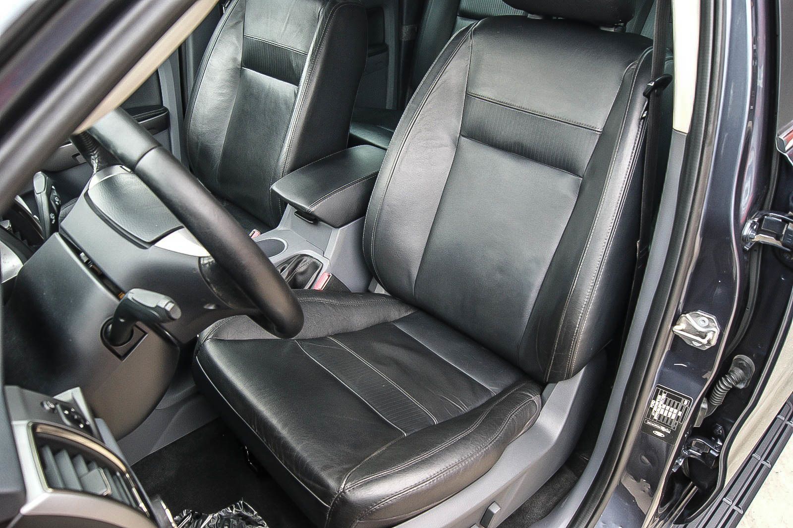 Fahrzeugabbildung Ford Ranger Limited 2.2 Doka 4x4 HARDTOP OFFROAD AHZV