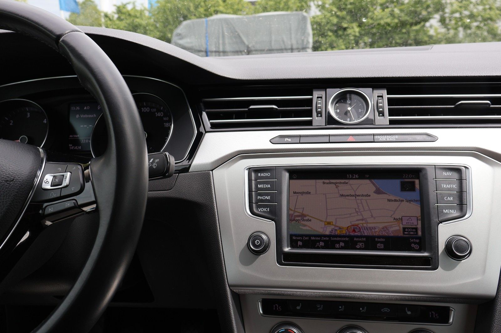Fahrzeugabbildung Volkswagen Passat Lim. Comfortline BMT/Start-Stopp