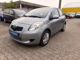 Toyota Yaris Sol/KLIMA/AU+HU NEU/SERVO/ - Toyota Yaris: Sol