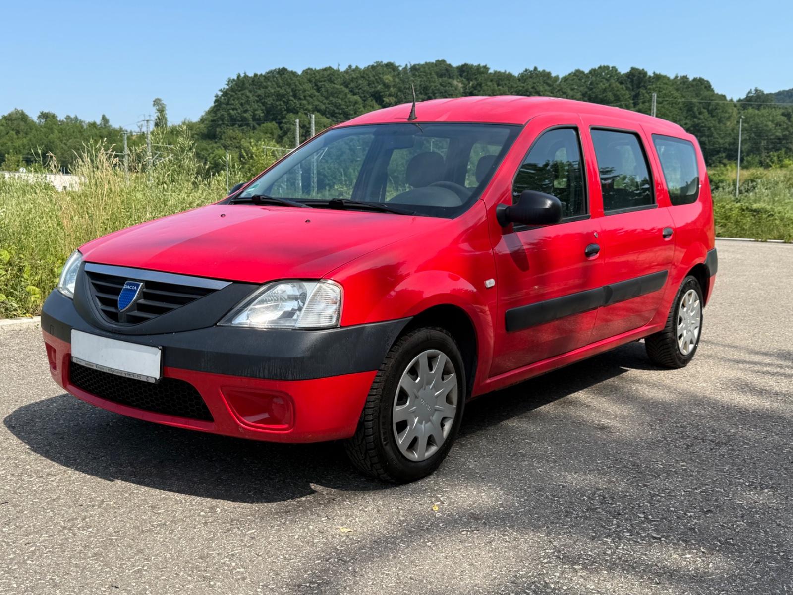 Dacia Logan 2007 — interior