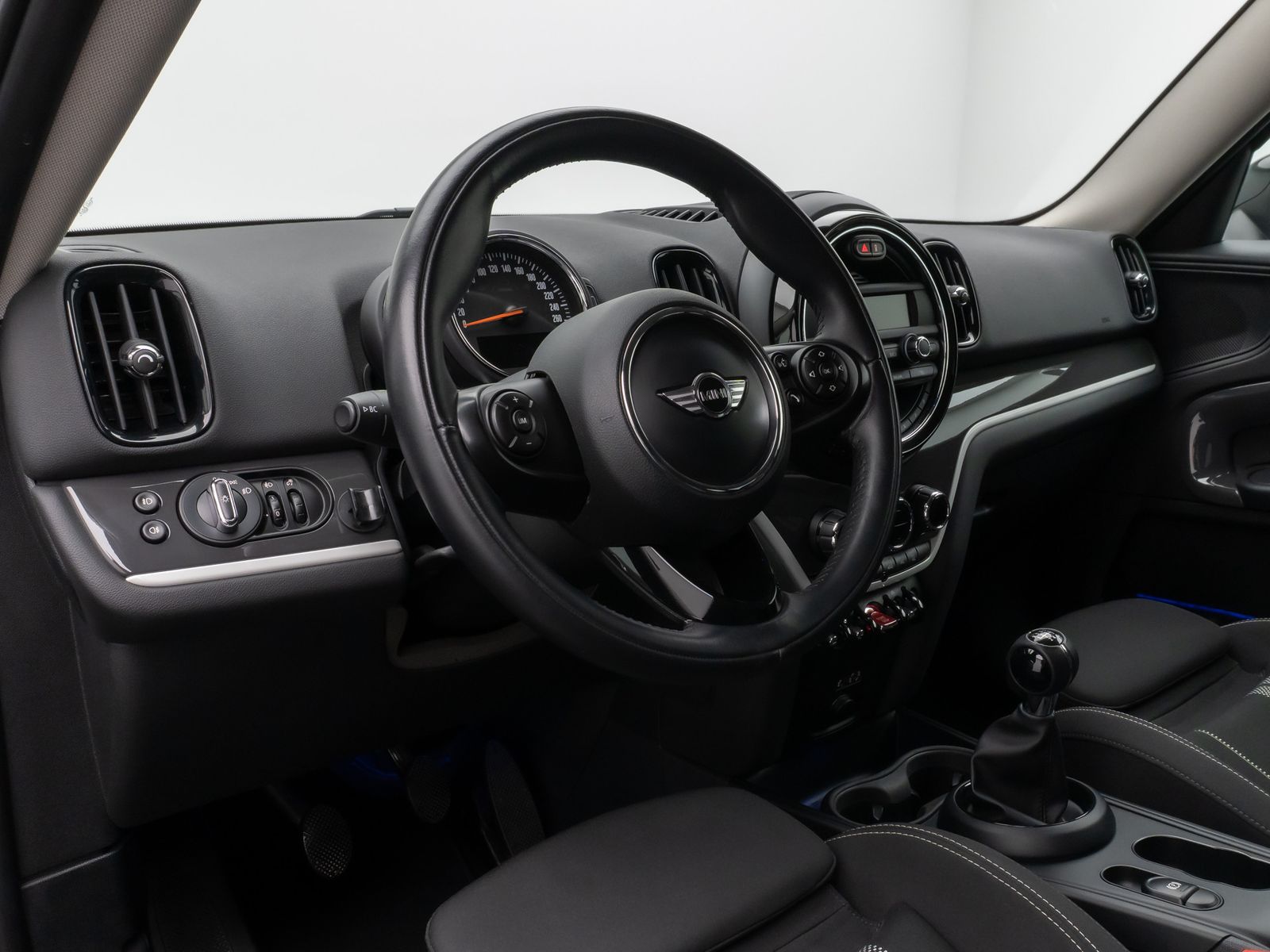 Fahrzeugabbildung MINI Countryman S (Cooper) Parkassist KomfortSport