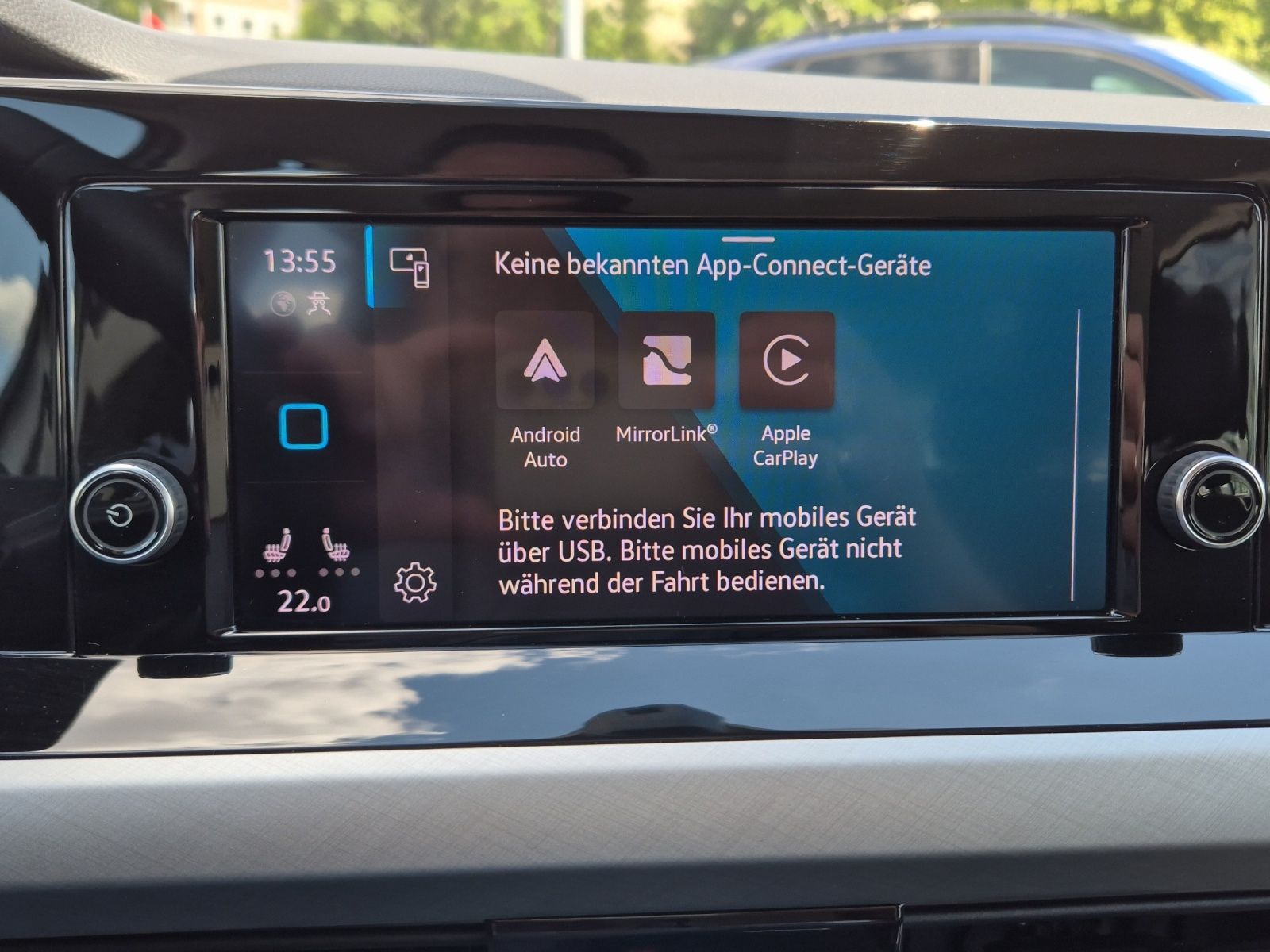 Fahrzeugabbildung Volkswagen Golf VIII Variant Life LED GRA SHZ LANE ASSIST