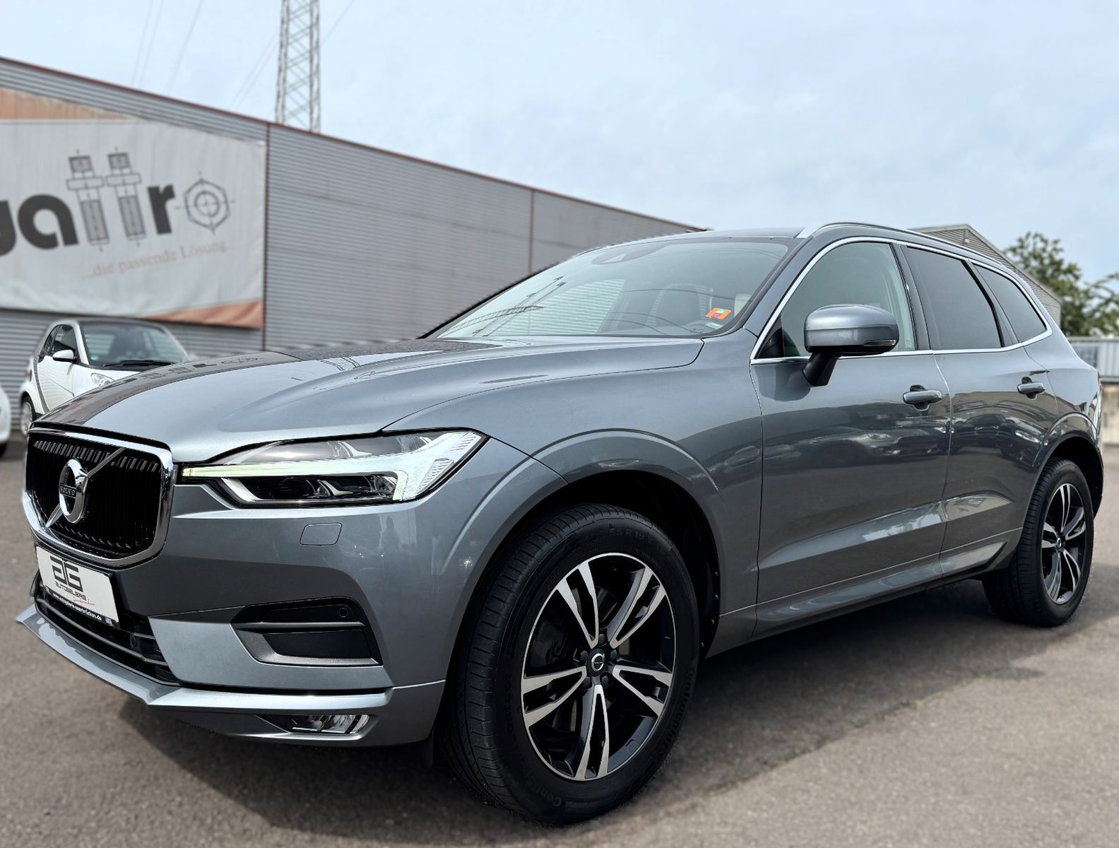 Volvo XC60 Momentum*Virtual/Teilleder/Navi/Kamera/LED* imagem 3