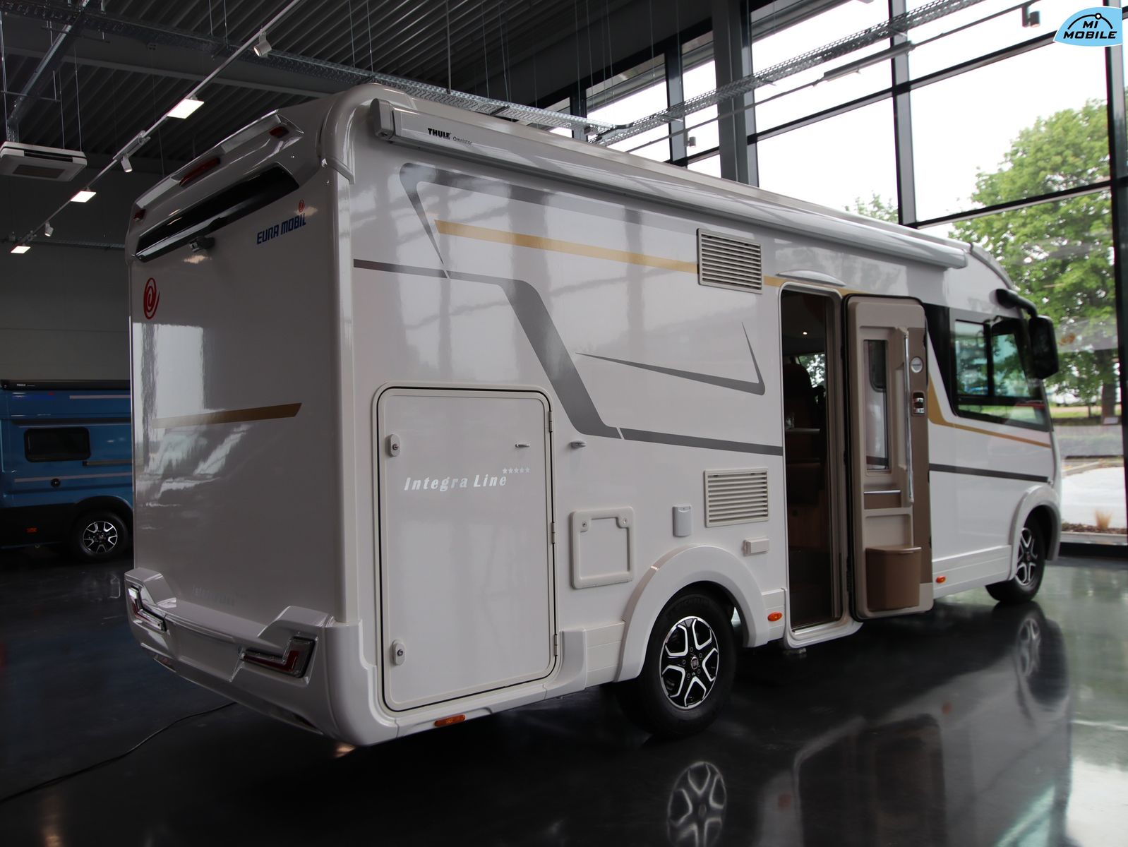 Fahrzeugabbildung Eura Mobil Integra Line 695 LF *SCHAUSONNTAG 11-16 Uhr*