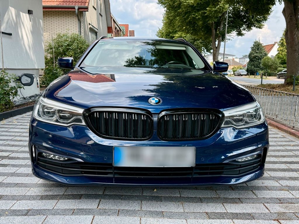 Image of BMW 540