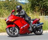 Kawasaki ZZR 1100 - Offers matching your search criteria