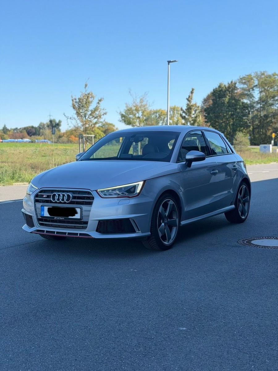 Audi S1