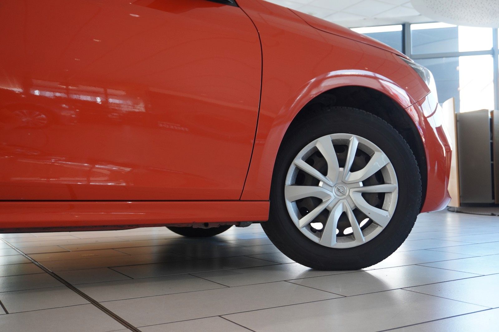 Fahrzeugabbildung Opel Corsa F 1.2 EDITION NAVI/SHZ/SPORT/PDC/TEMP/DAB+