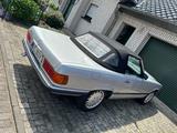 Mercedes-Benz SL 300 - Mercedes-Benz SL aus dem Jahr 1989