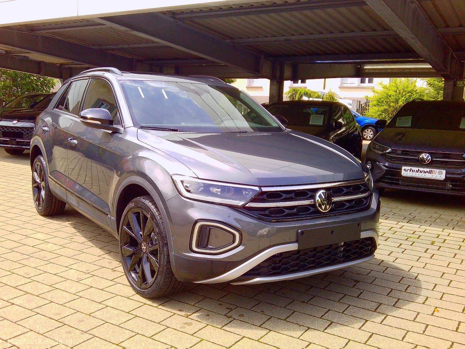 Volkswagen T-Roc Style R-line/ Panorama Anschlussgar. AHK