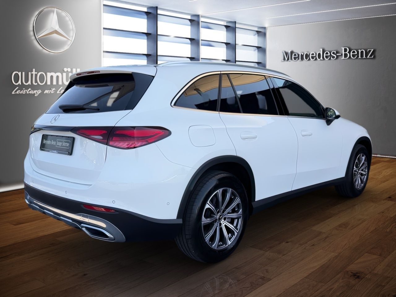 Fahrzeugabbildung Mercedes-Benz GLC 200 4M AVANTGARDE+AHK+FERNL.ASS+NAVI+LED+SHZ