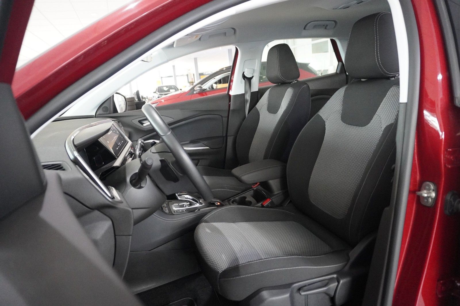 Fahrzeugabbildung Opel Grandland (X) 1.6T EDITION HYBRID NAVI/LED/VIRT.