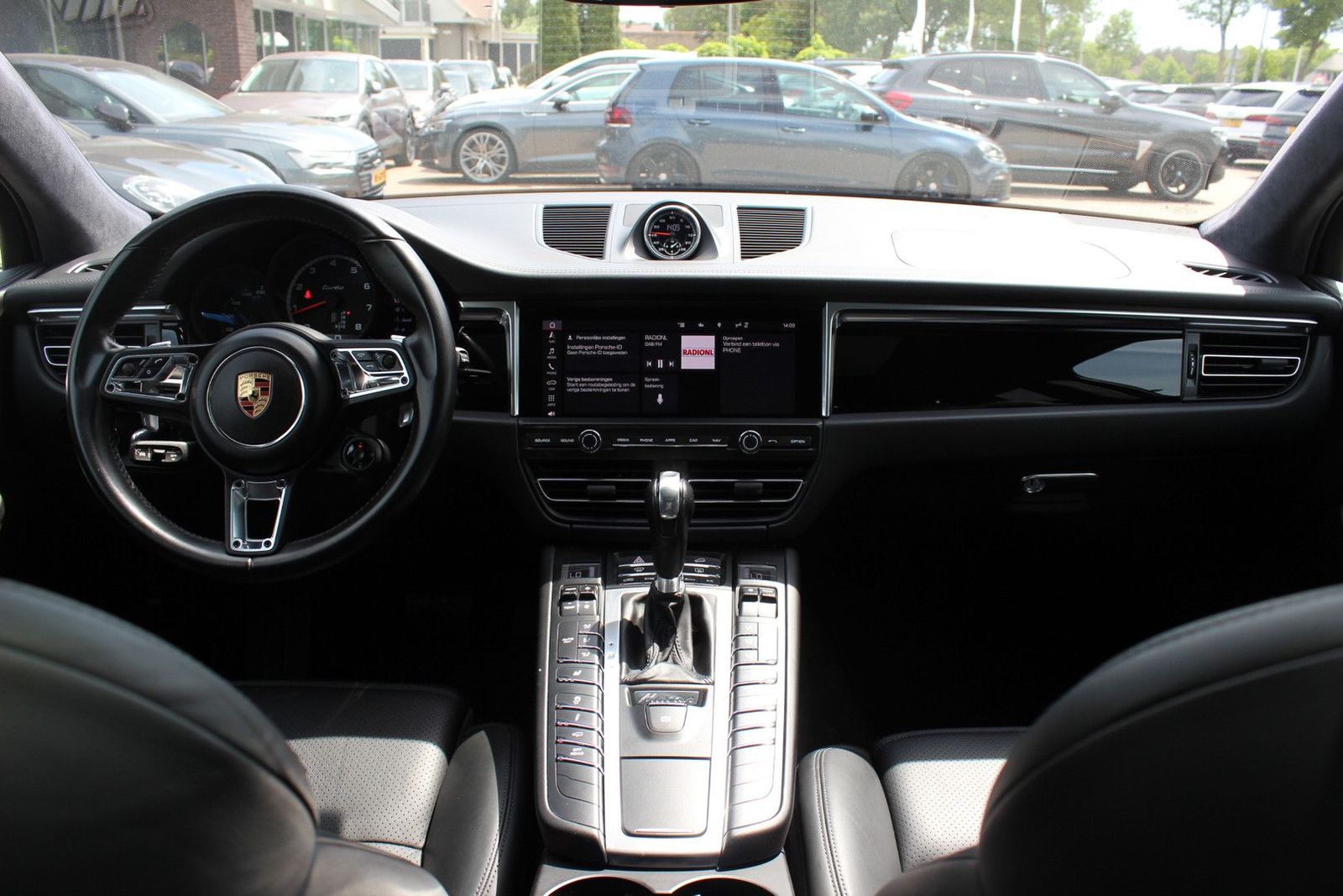 Porsche Macan 2.9 Turbo / Panoramadak / 360Camera / Adap imagem 2