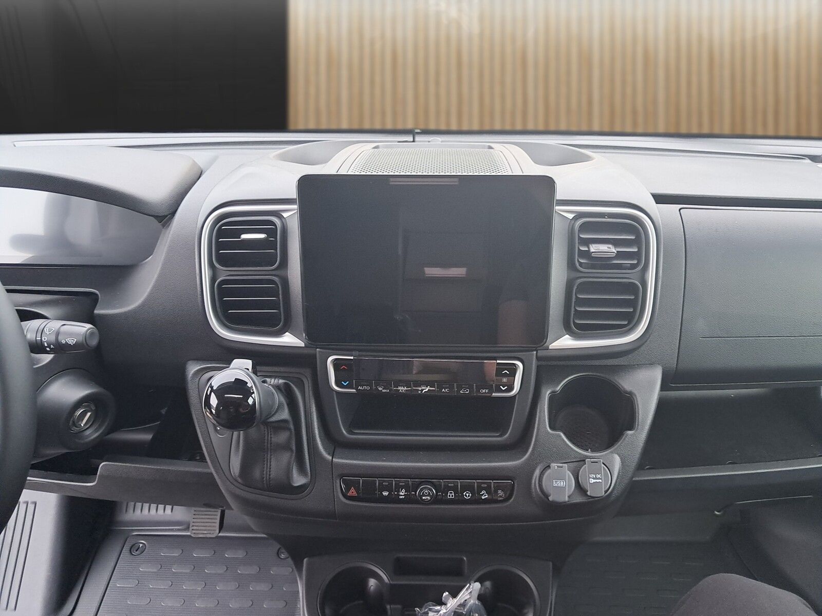 Fahrzeugabbildung Adria Matrix 670 SL 60Y Markise,Combi6E,MACHplus