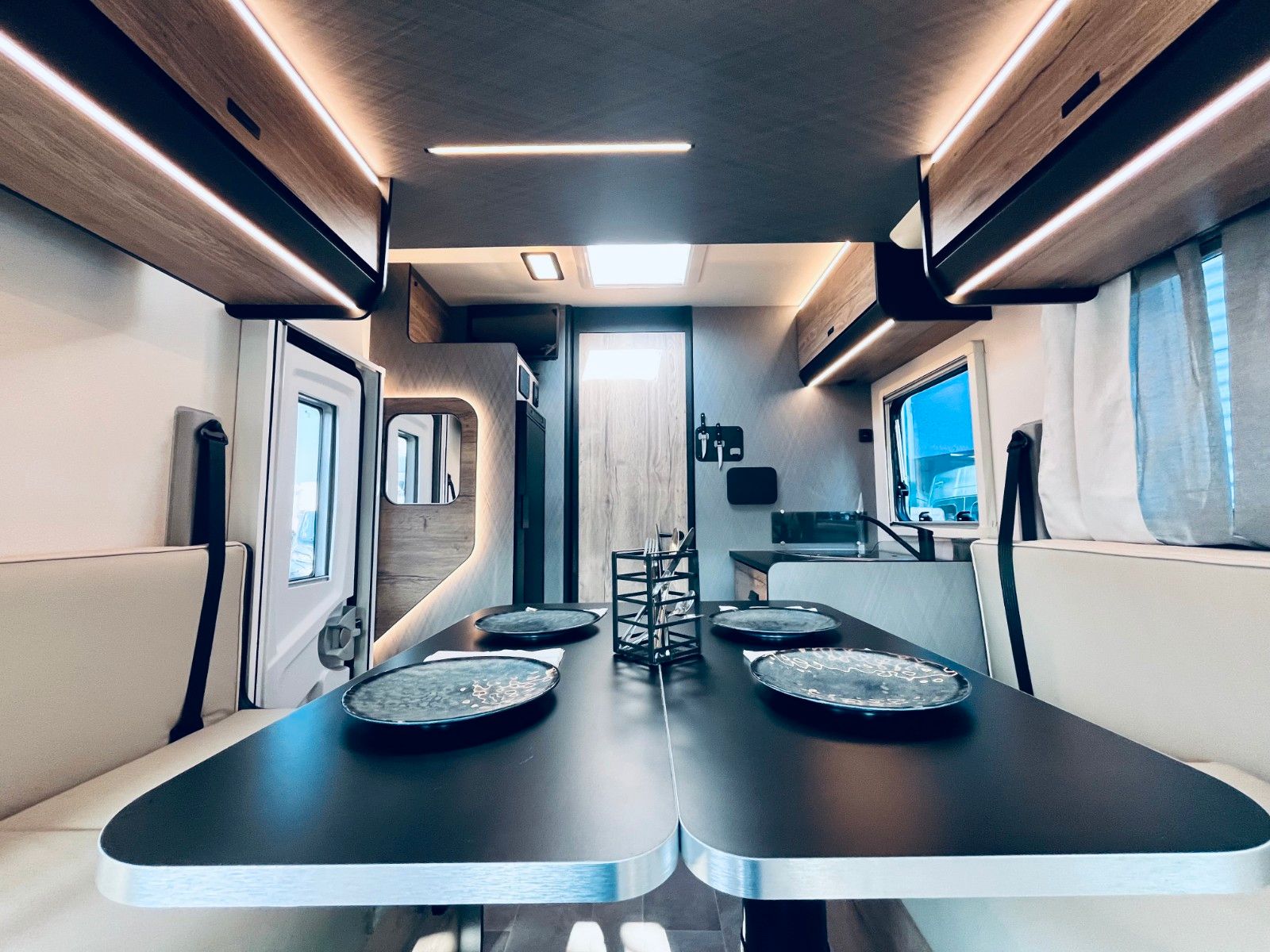 Fahrzeugabbildung XGO Dynamic 99 Plus  - Modell 2026