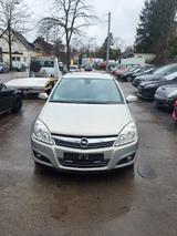 Opel Astra H Lim. CATCH ME Now - Opel Astra: Catch Me