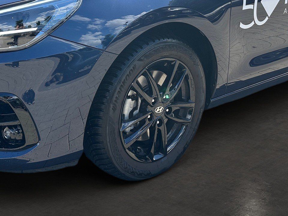 Fahrzeugabbildung Hyundai i30 Kombi 1.0T 100PS DCT ADVANTAGE Plus-Paket