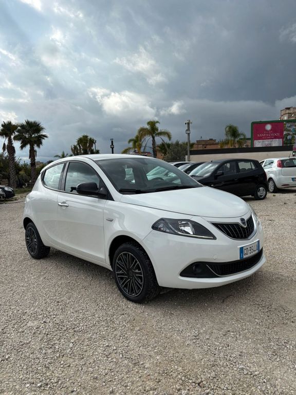 Image of Lancia Ypsilon