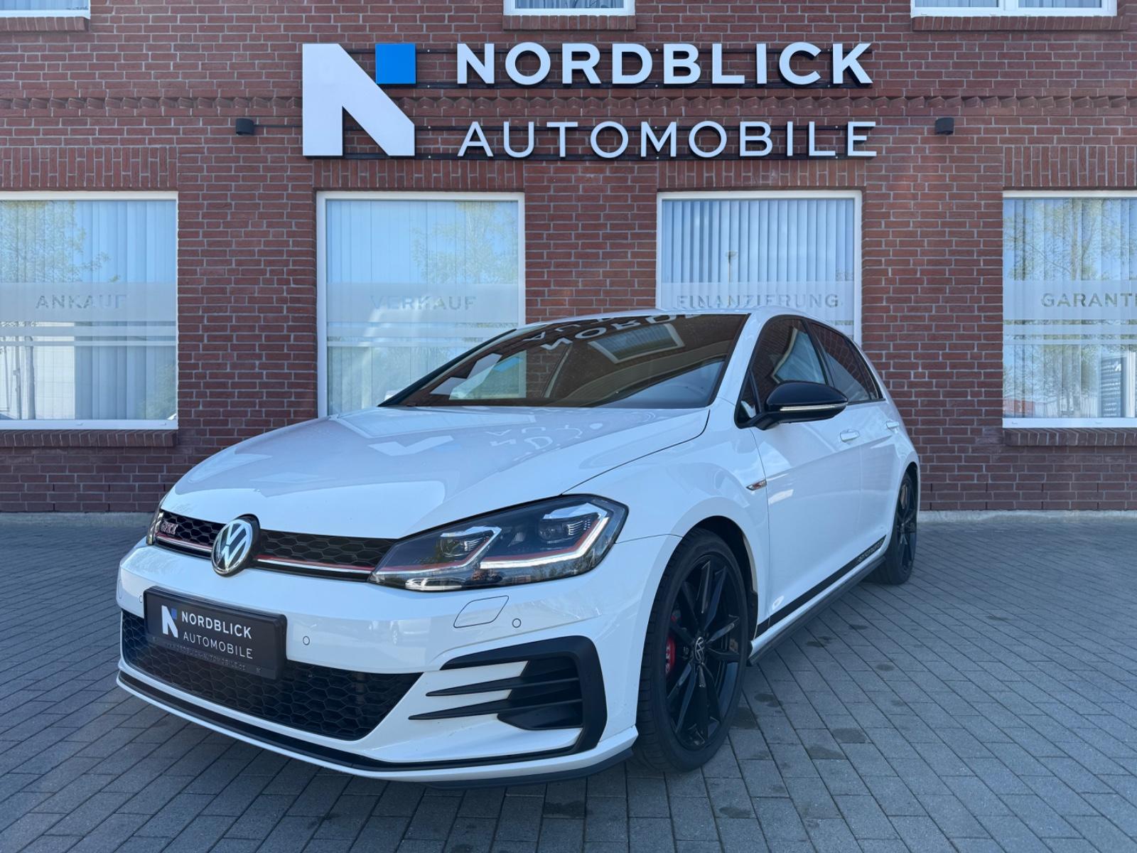 Volkswagen Golf VII Performance *CarPlay*Dynaudio*DigitalTa