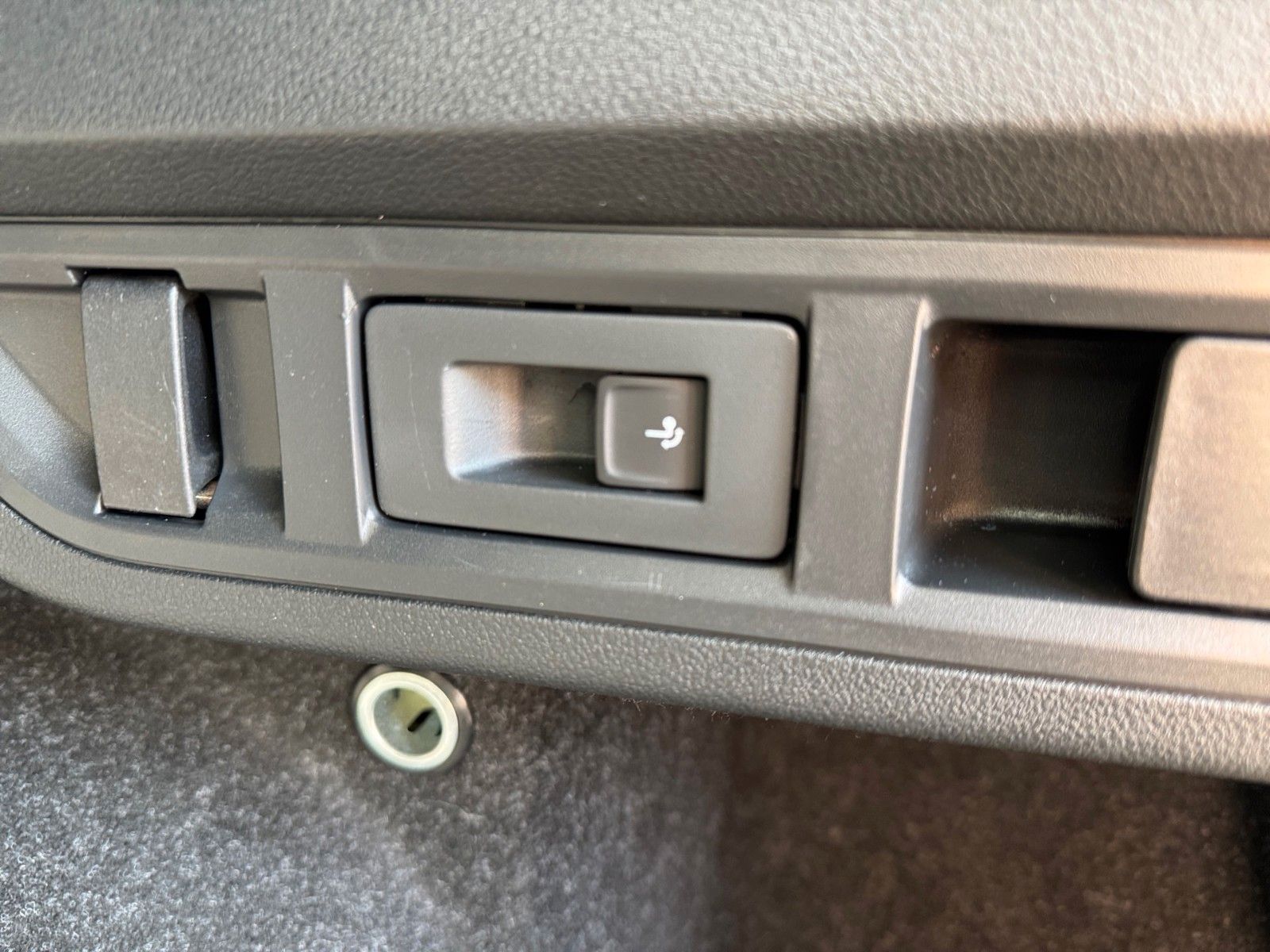 Fahrzeugabbildung SKODA Octavia Combi RS 2.0 TSI