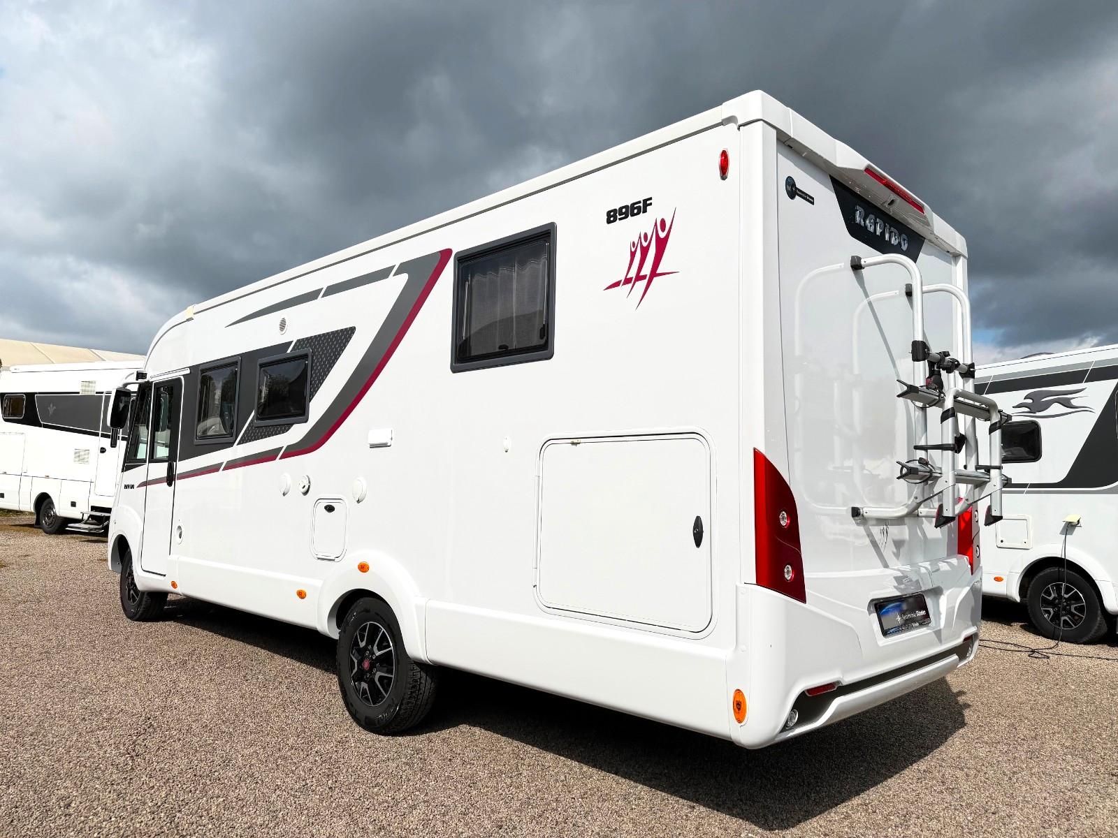 Rapido 896F SAT,SOLAR,LITHIUM