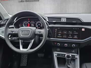 Audi Q3 - 4