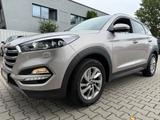 Hyundai TUCSON 2.0 CRDi 100kW Style 4WD AHK 2200kg Navi - Hyundai TUCSON: 2.0