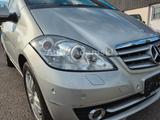 Mercedes-Benz A 180 Avantgarde P-Assist Xenon Klimaauto 75tkm - Mercedes-Benz A 180: Avantgarde