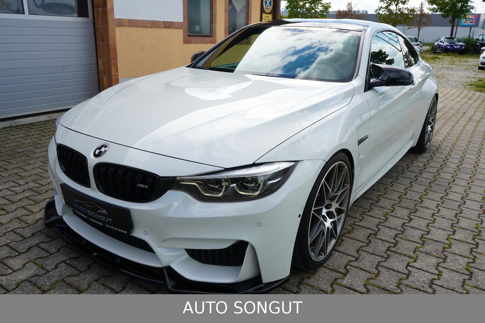 BMW M4 Coupe Competition*CARBON*360*HEAD-UP* 20''