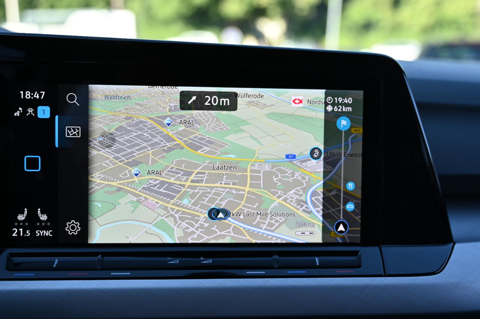 Volkswagen Golf VIII 1.5 eTSI Life Navi LED Kamera CarPlay, миниатюра 10
