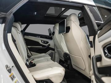 2018 Lamborghini URUS — миниатюра 27