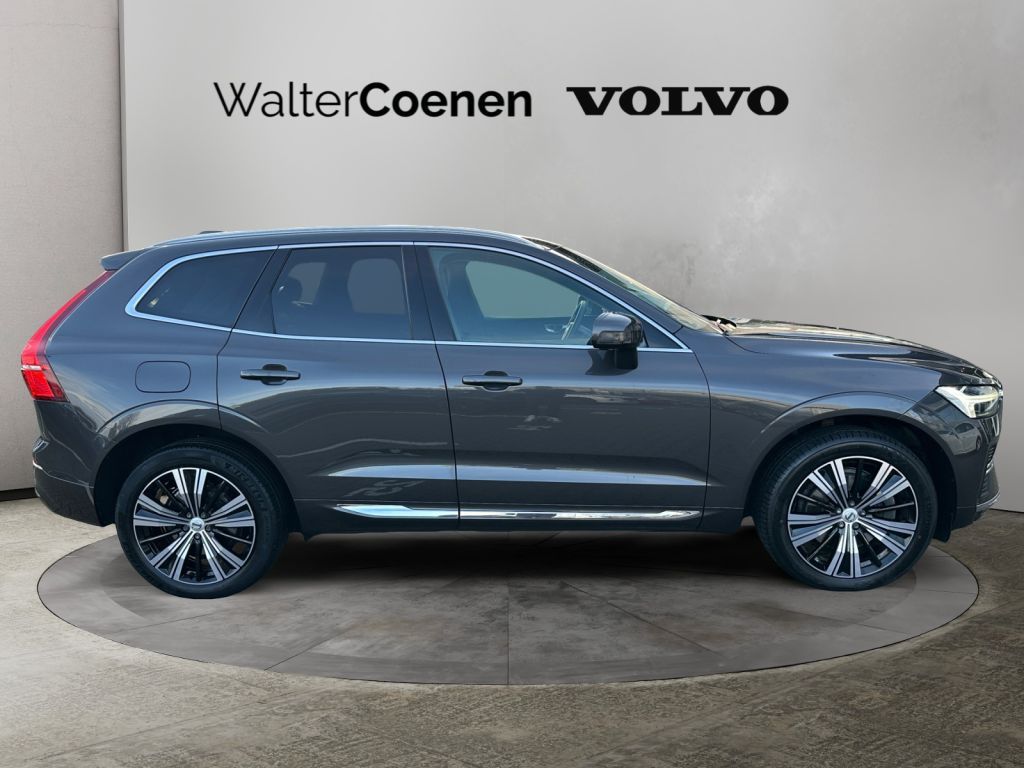 VOLVO XC60 B4 D Plus Bright,Fahreras.,Nappa,AHK,STHZ. VOLVO XC60 B4 D Plus Bright,Fahreras.,Nappa,AHK,STHZ.