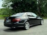 Mercedes-Benz E 500 AMG Styling/Airmatic/Pano/Exklusiv - Mercedes-Benz: AMG Styling