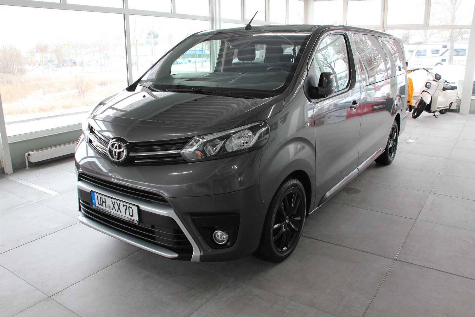 Fahrzeugabbildung Toyota Proace Verso L2 Shuttle Comfort