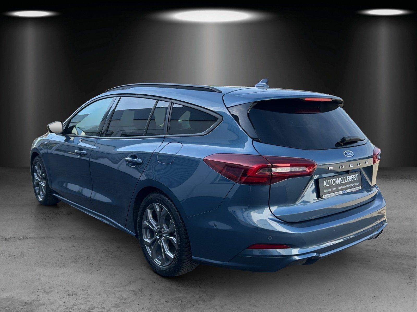 Fahrzeugabbildung Ford Focus 1.0 ST-Line X Aut./LED/ACC/KAMERA/AHK/NAVI
