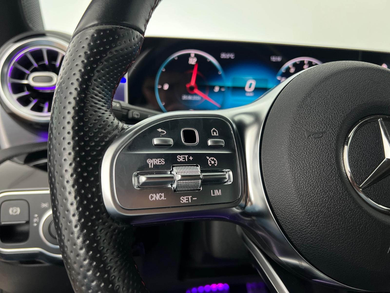 Mercedes-Benz A-Class 4 MATIC / KEYLESS / AMG / AMBIENTE / 1.HD, миниатюра 18
