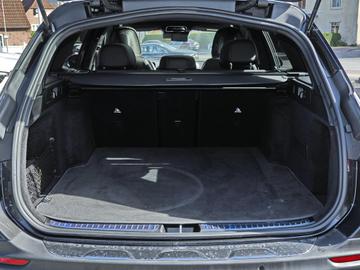 2023 Mercedes-BENZ C 220 — миниатюра 17