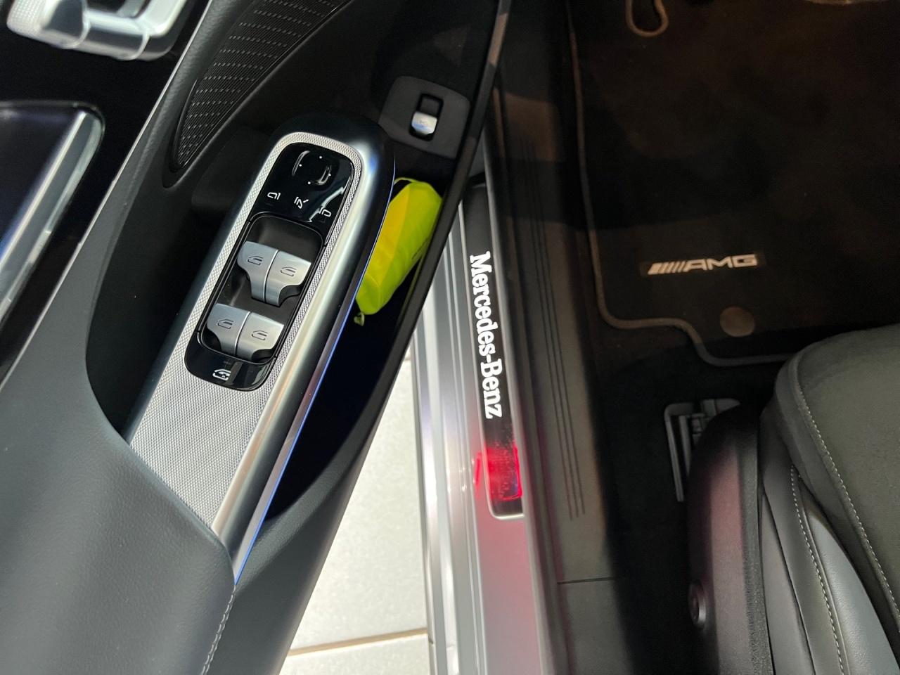 Mercedes-Benz E 220 d T AMG Night AHK Digital Light Memory 360