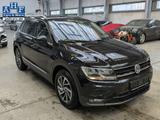 Volkswagen Tiguan 1.4 TSI DSG Sound NAVI 360-KAM ACC - Volkswagen: Unfallwagen